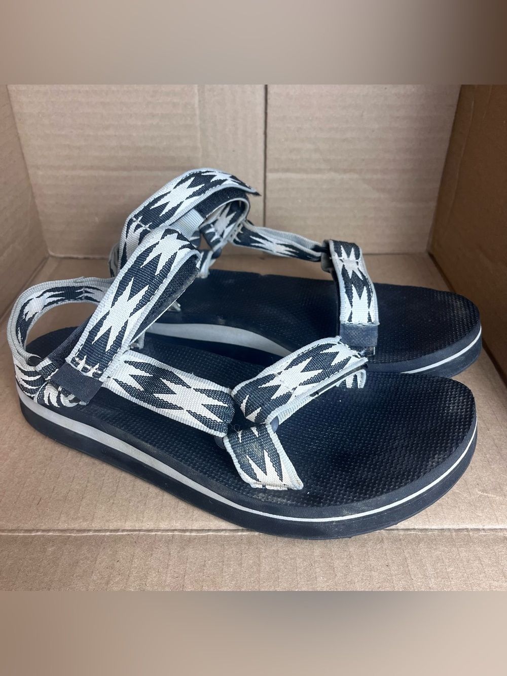 Teva Midform Universal Platform Sandal Halcon Black White Aztec Pattern Strap 8